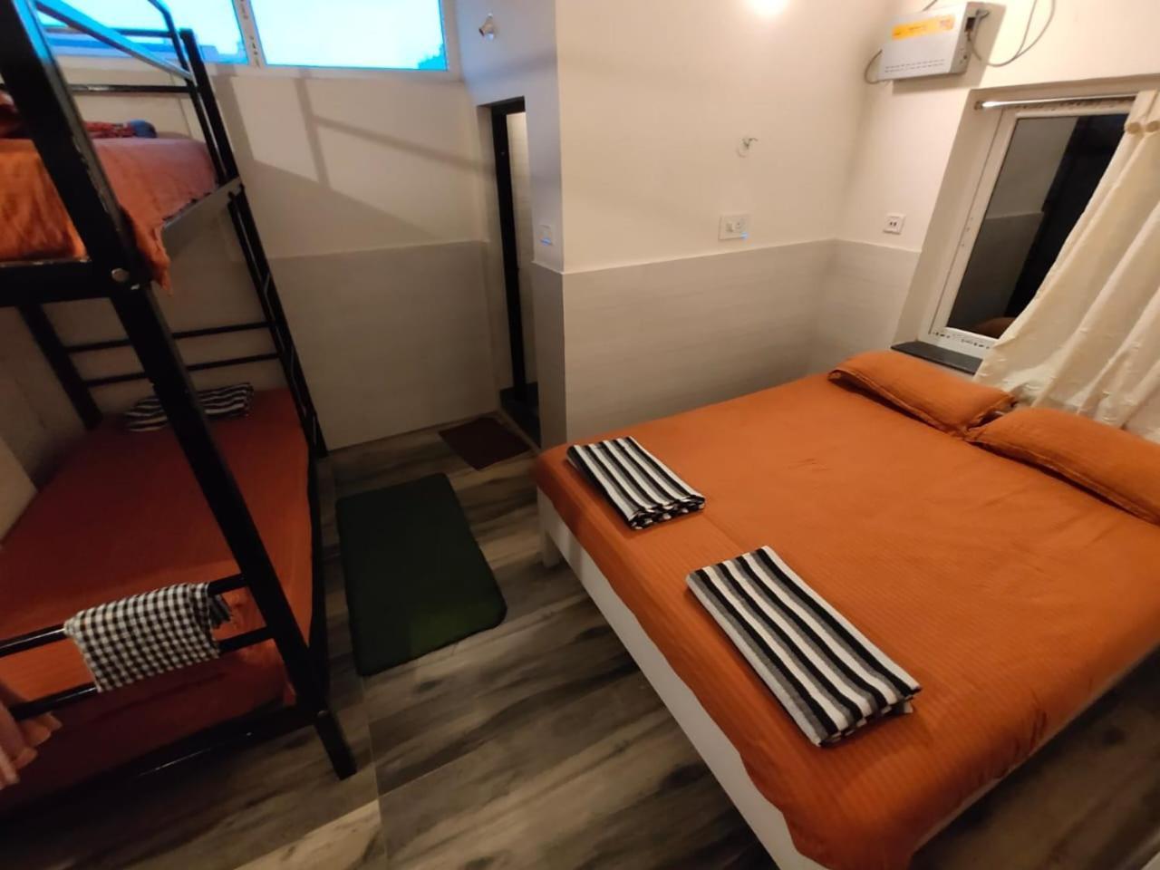 Nirman Homestay 5 Minutes Walk To Beach Puri Kültér fotó